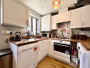 Kitchen- click for photo gallery
